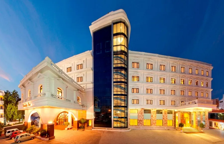 Hotel Atithi - photo 1