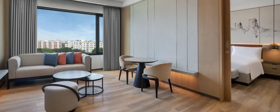 Courtyard by Marriott - photo 2